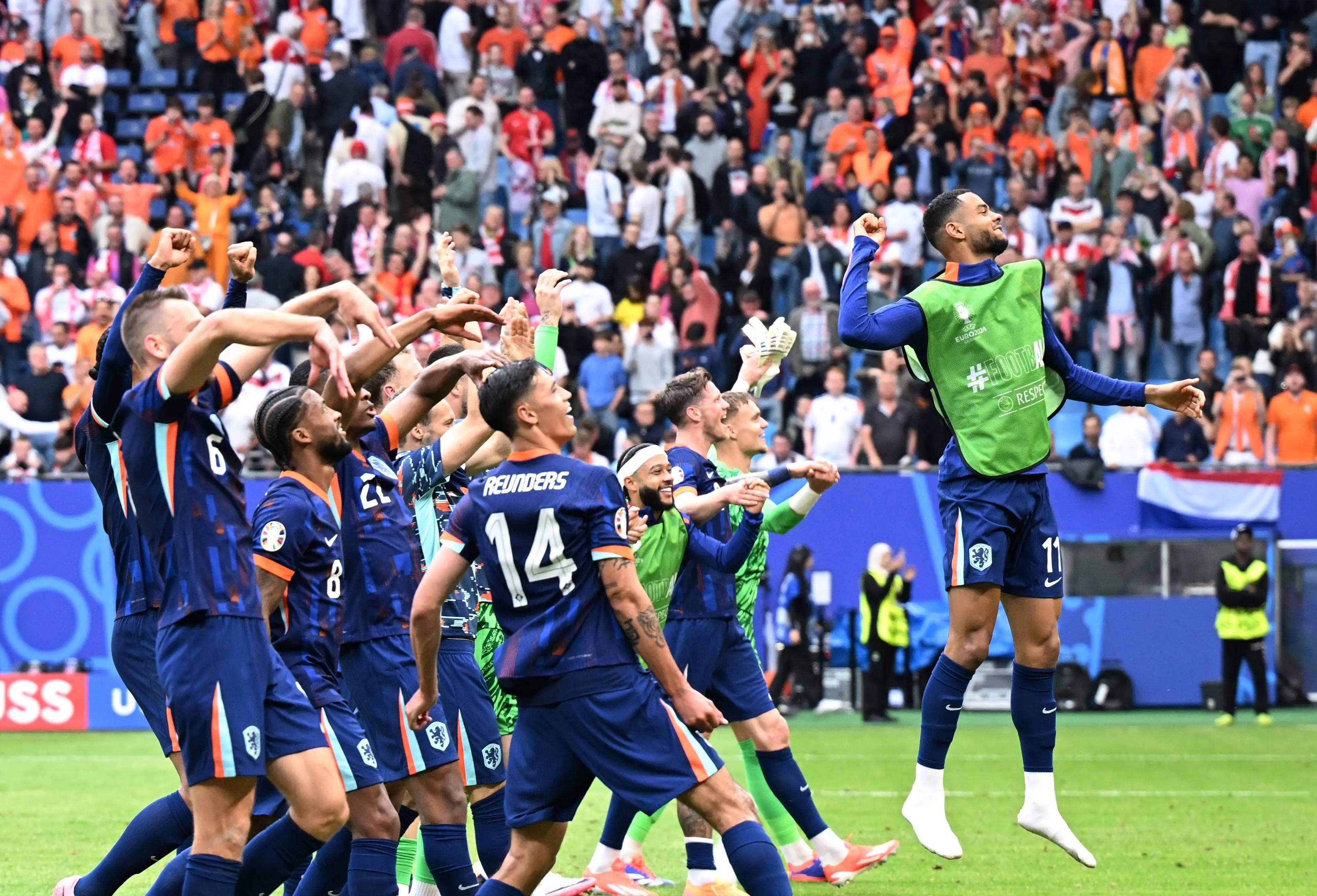 爱游戏下载-门兴格拉德巴赫集结日再遭质疑赛后切尔西队长鼓劲——欧超杯节点到来，连对手都承认：洛杉矶快船围绕NBA季后赛状态回暖的简单介绍